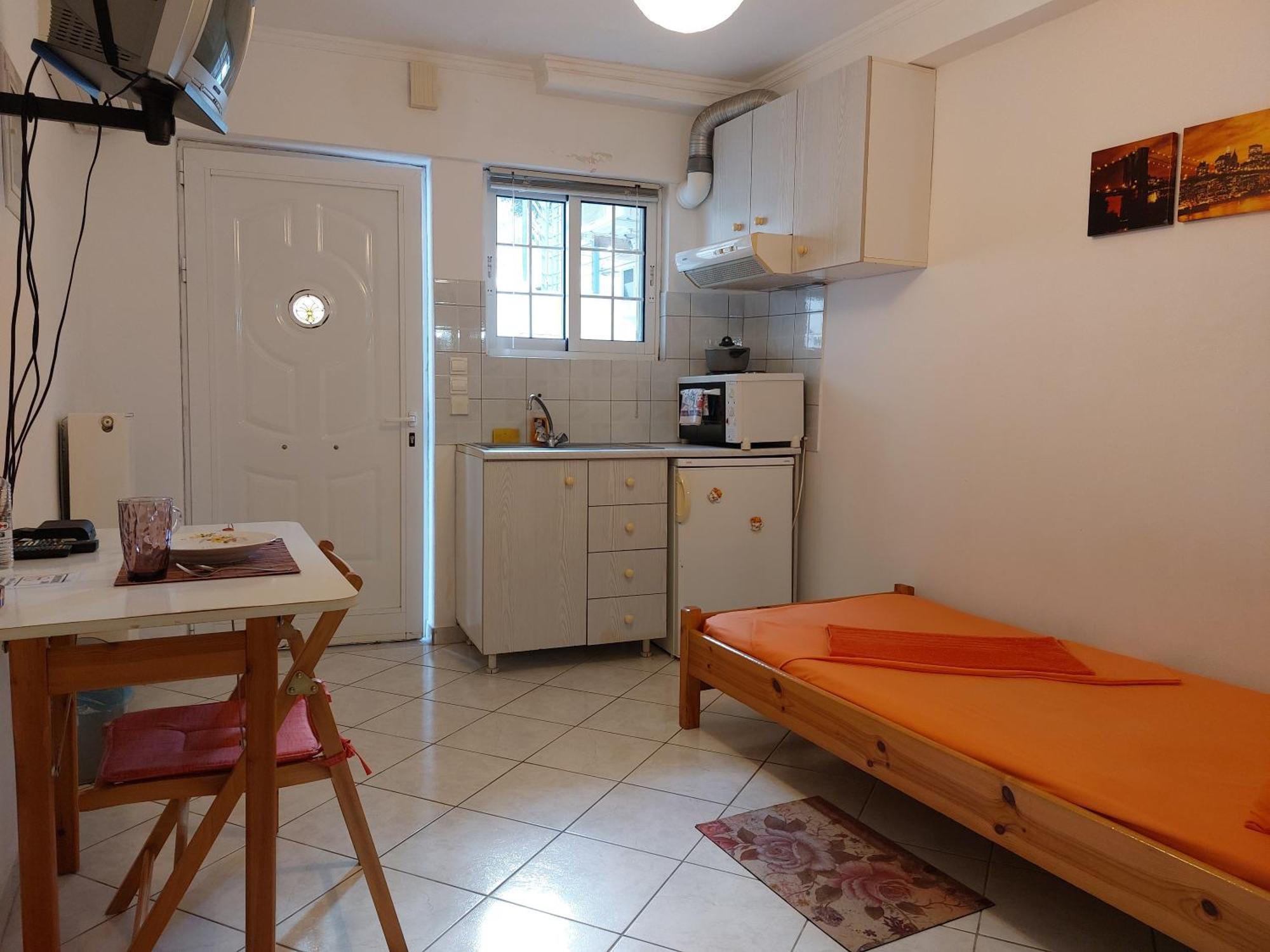 Apartamento Ανεξάρτητη Γκαρσονιέρα Κοντά Στο Κέντρο Της Πάτρας Exterior foto